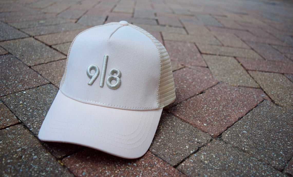 The Riverside Cap | Lifestyle